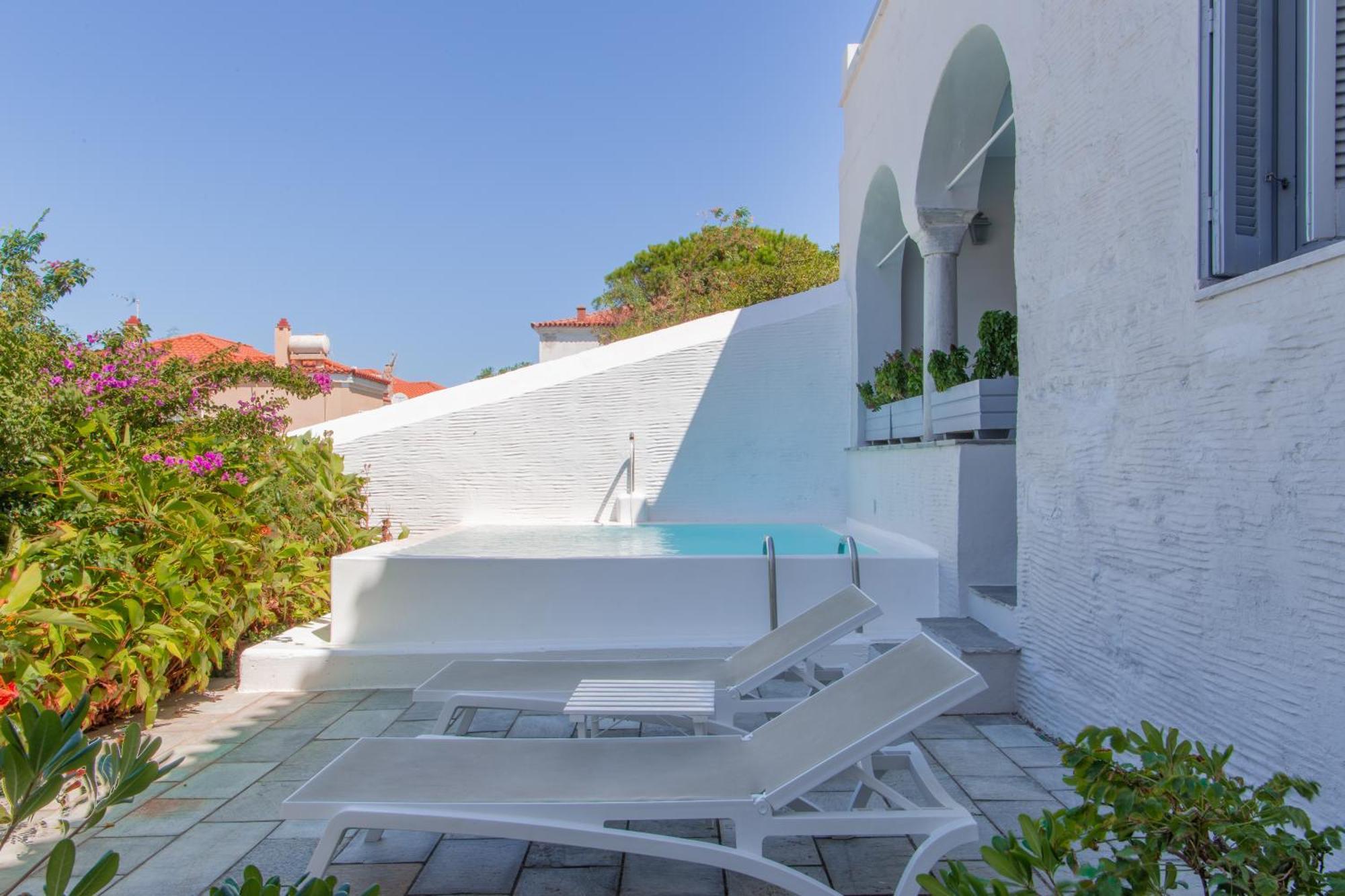 Micra Anglia Boutique Hotel & Spa Ándros 외부 사진